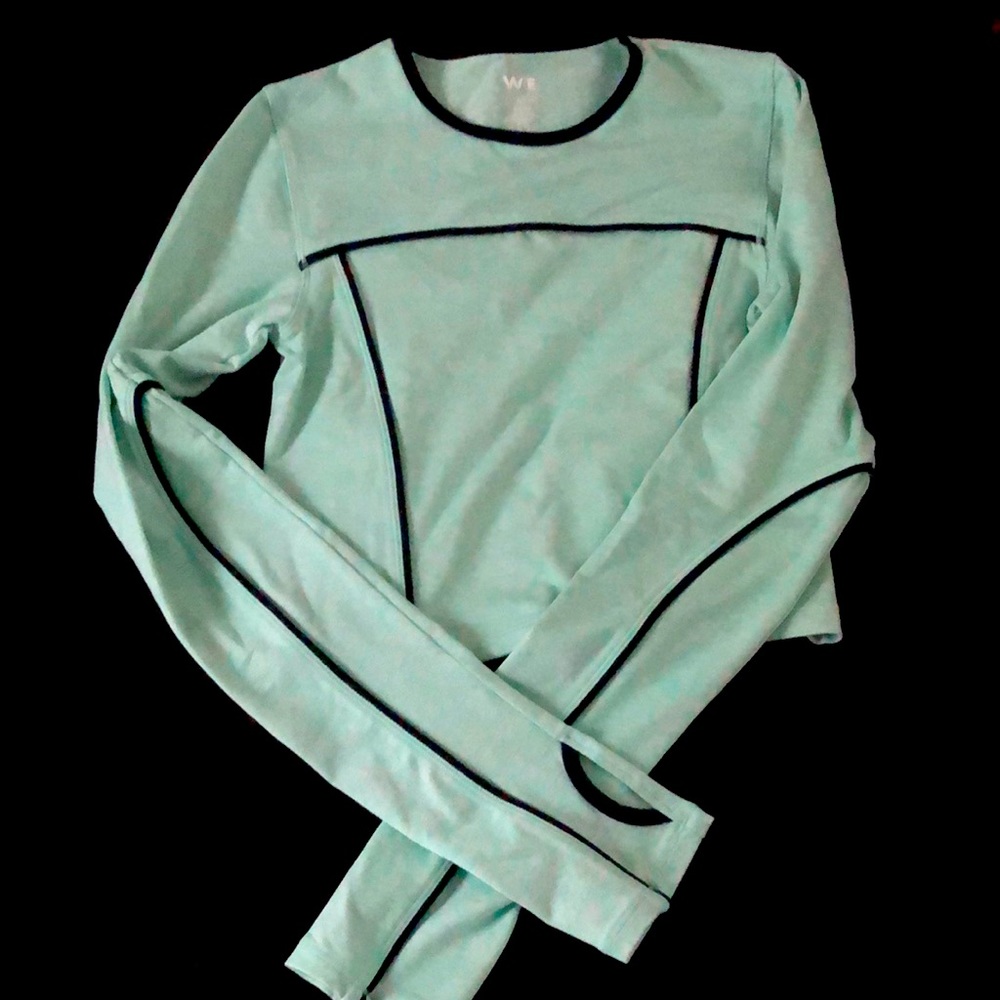 We over Me yoga top!